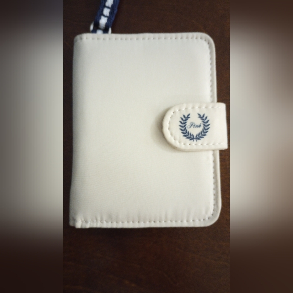 ♡🗝️ PINK Cream Navy Wallet